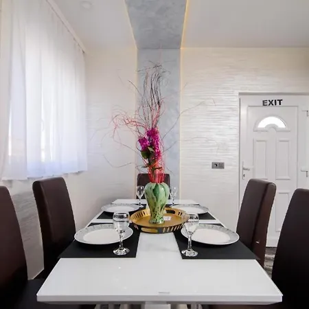 Apartment In Okrug Gornji With Sea View, Balcony, Air Conditioning, Wifi 5134-2 *
