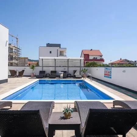 Apartamento In Okrug Gornji With Sea View, Balcony, Air Conditioning, Wifi 5134-2 *