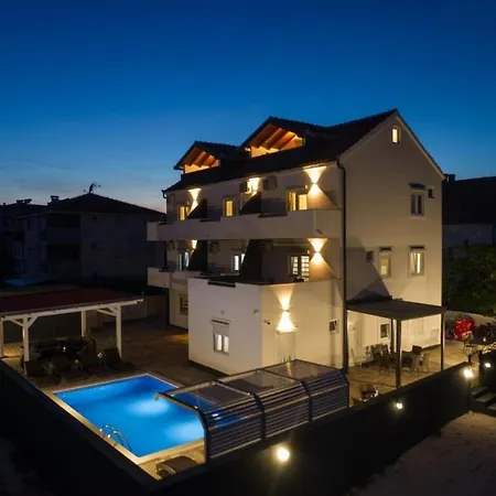 In Okrug Gornji With Sea View, Balcony, Air Conditioning, Wifi 5134-2 * Trogir