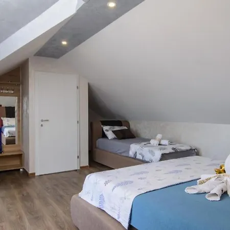 In Okrug Gornji With Sea View, Balcony, Air Conditioning, Wifi 5134-2 *