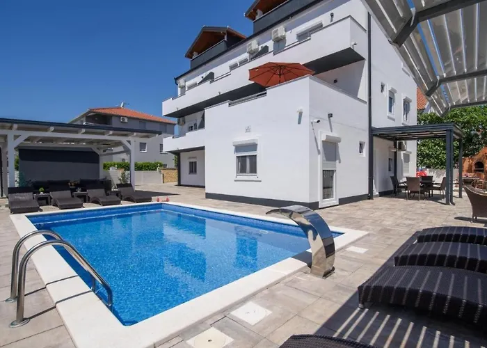 Apartamento In Okrug Gornji With Sea View, Balcony, Air Conditioning, Wifi 5134-2 *